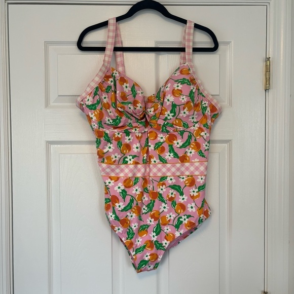 Lands End X Draper James Bathing Suit - Picture 7 of 9